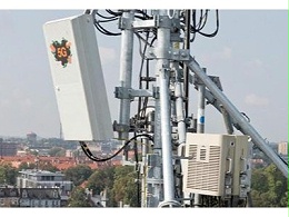 花都區(qū)鈑金加工廠的激光切割保障通信機箱精度